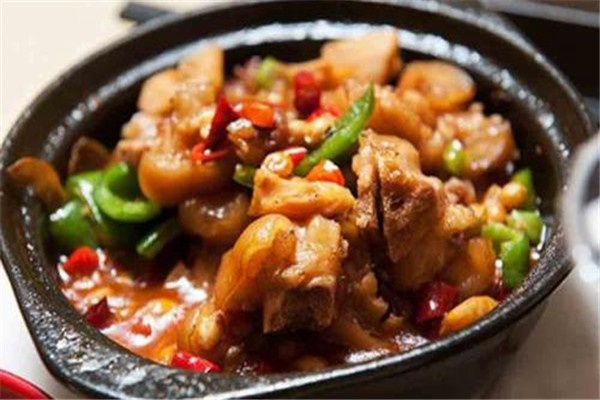 上吉铺黄焖鸡加盟骗局